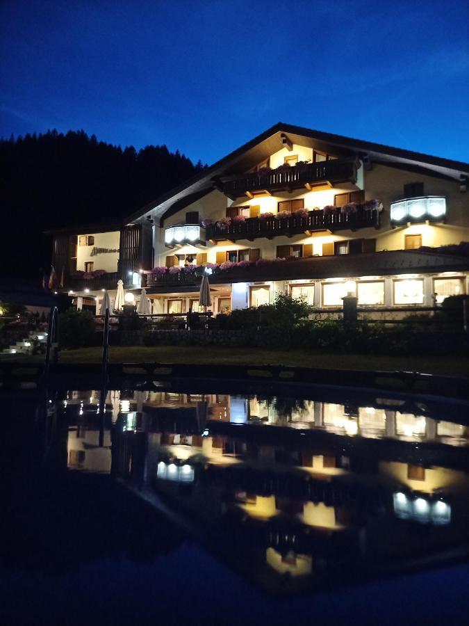Park Hotel Arnica Falcade Exterior foto