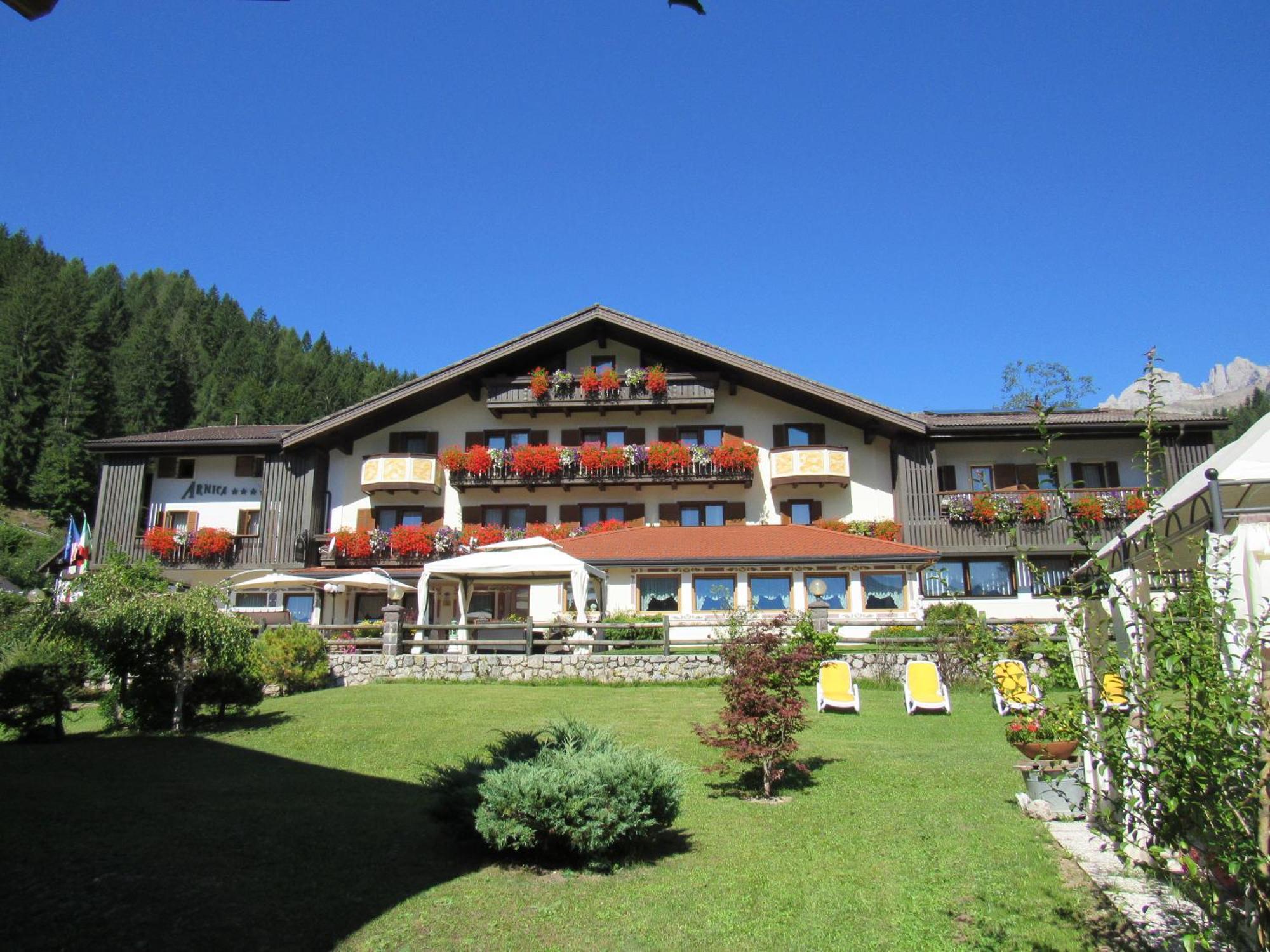 Park Hotel Arnica Falcade Exterior foto